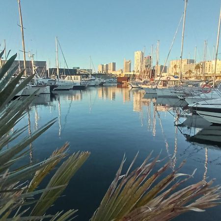 Hotel Wonderful Boat For Families And Friends Sant Adria de Besos Exteriér fotografie