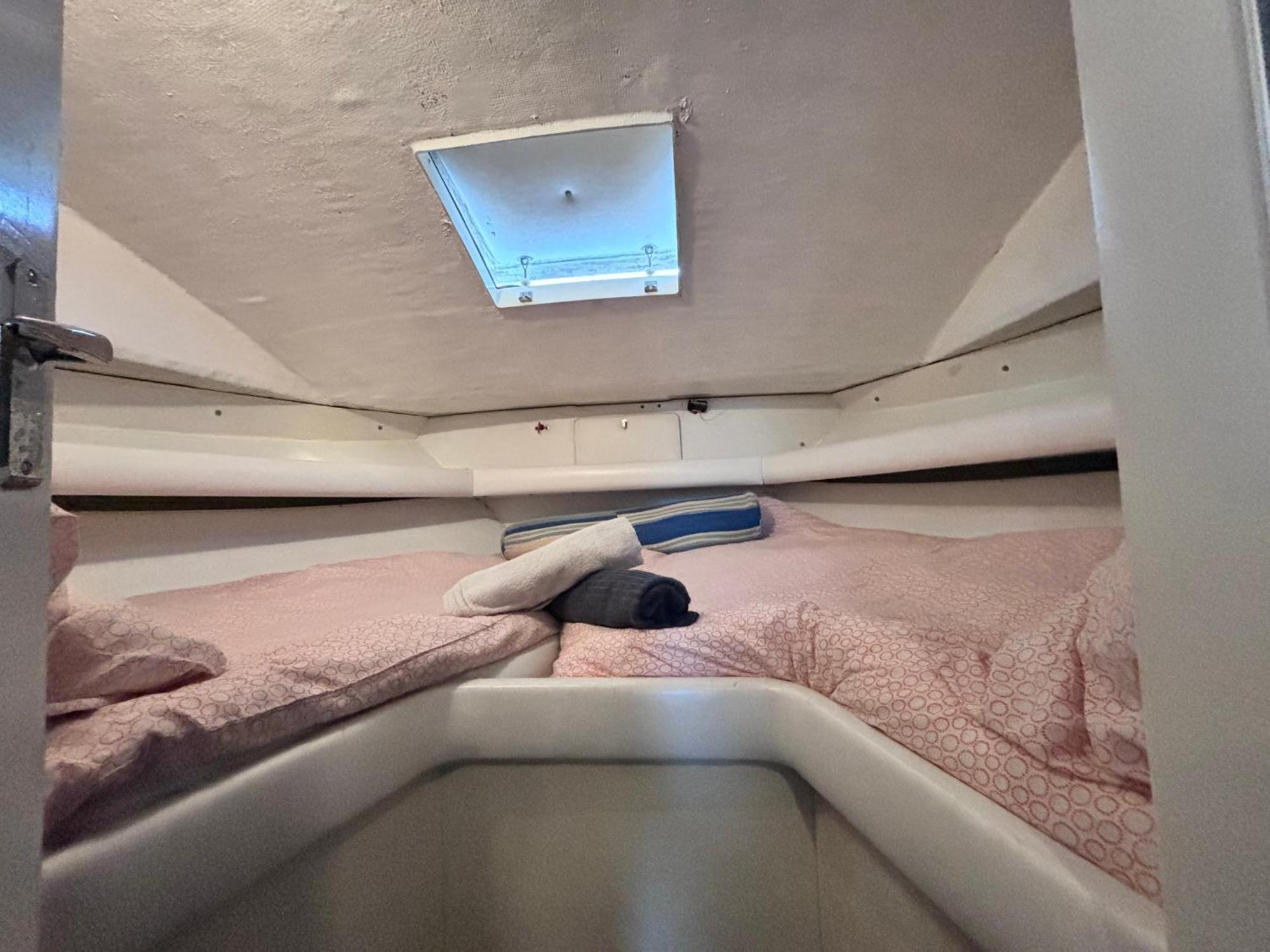 Hotel Wonderful Boat For Families And Friends Sant Adria de Besos Exteriér fotografie