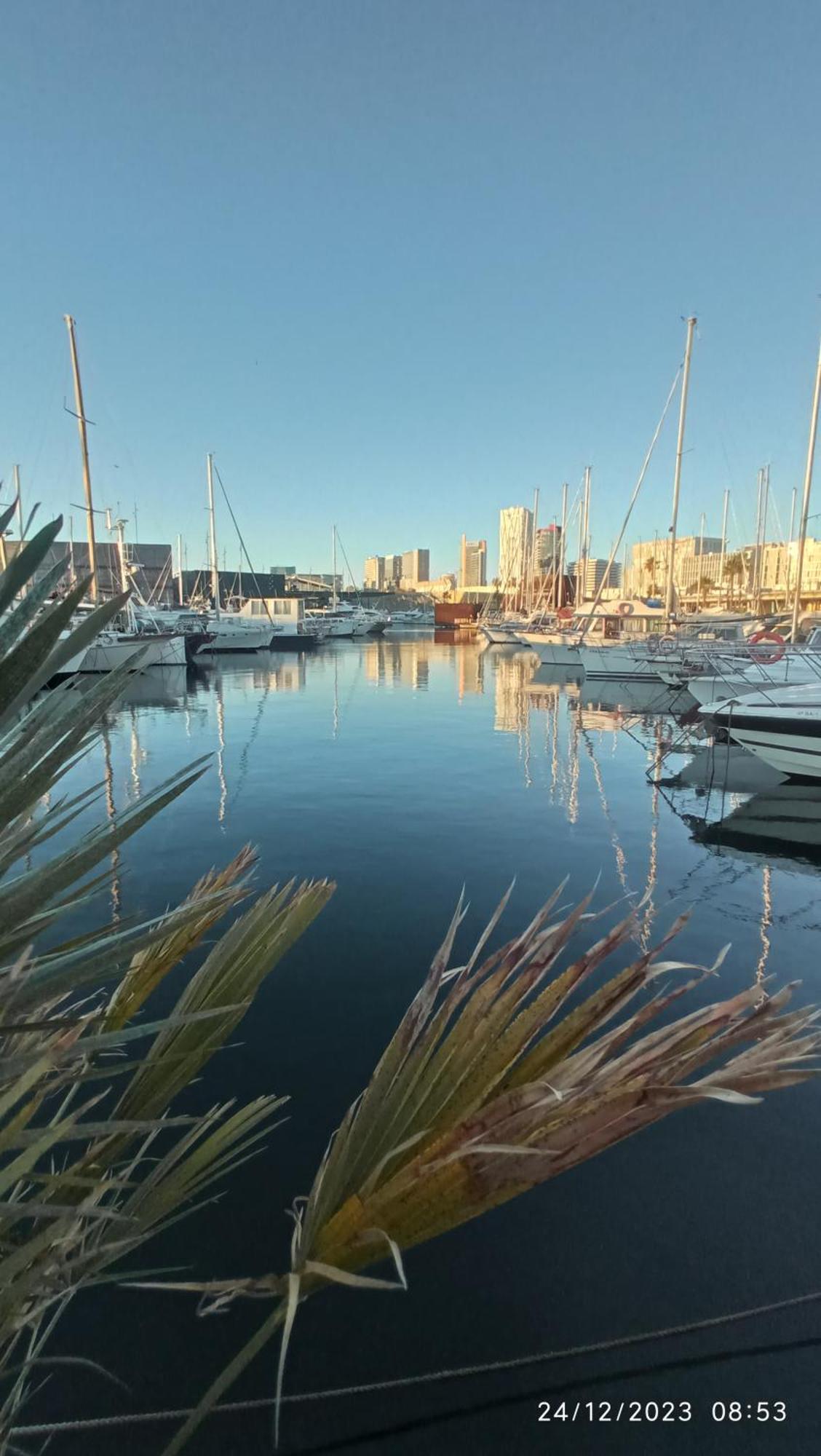 Hotel Wonderful Boat For Families And Friends Sant Adria de Besos Exteriér fotografie